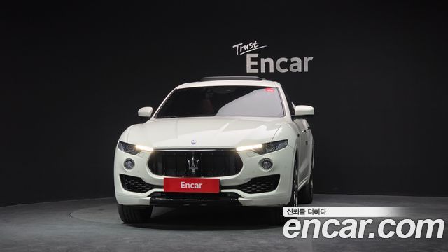 Maserati Levante из Кореи Encar