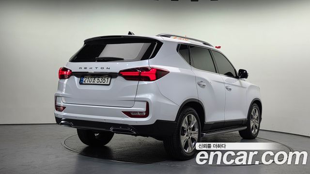 Ssangyong Rexton из Кореи Encar