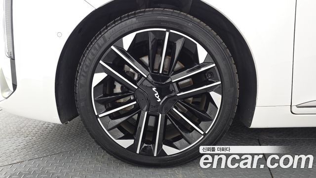 Kia K8 2.5 Gasoline 2WD Noblesse — пробег 31 755 км — фото 5 из 5