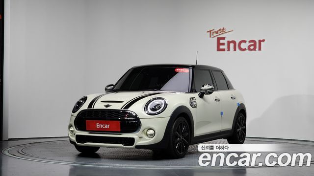 Mini Cooper из Кореи Encar