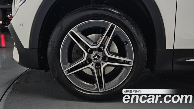 Mercedes-Benz GLB-Class из Кореи Encar