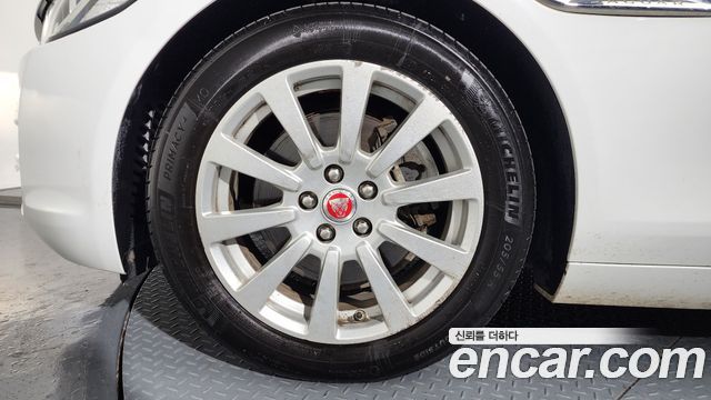 Jaguar XE из Кореи Encar