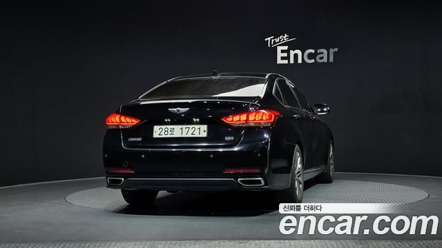 Hyundai Genesis из Кореи Encar