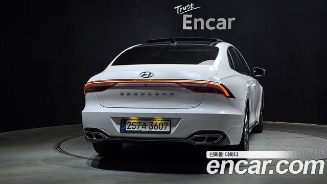 Hyundai Grandeur из Кореи Encar