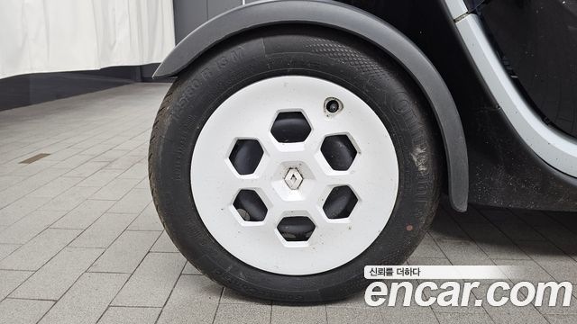 Renault (Samsung) Twizy из Кореи Encar