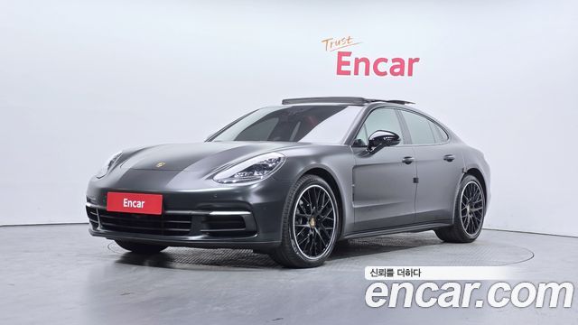 Porsche Panamera 3.0 AWD — пробег 98 547 км — фото 1 из 5