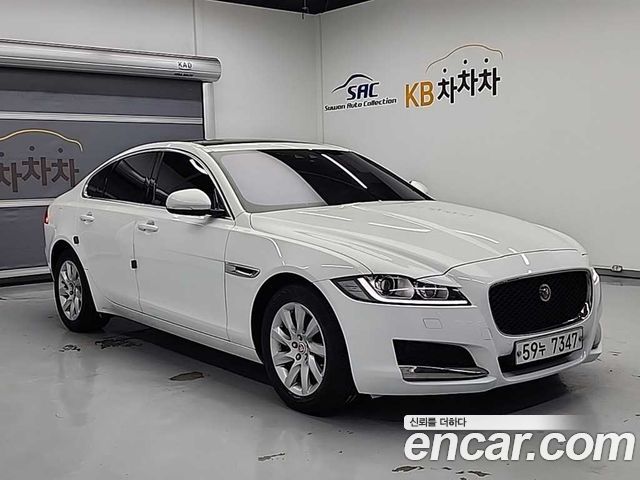 Jaguar XF 20d Prestige — пробег 113 116 км — фото 4 из 5