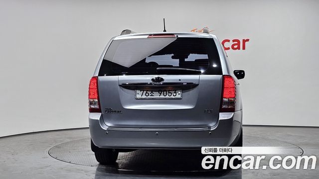 Kia Carnival GLX — пробег 119 978 км — фото 4 из 5