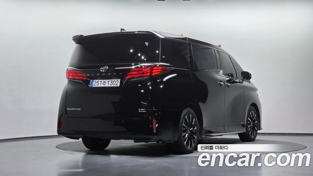 Toyota Alphard 2.5 HEV Executive AWD — пробег 9 325 км — фото 2 из 5