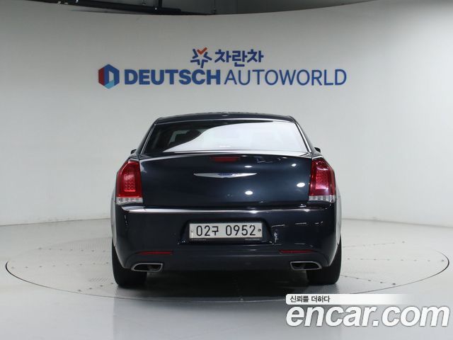 Chrysler 300C из Кореи Encar