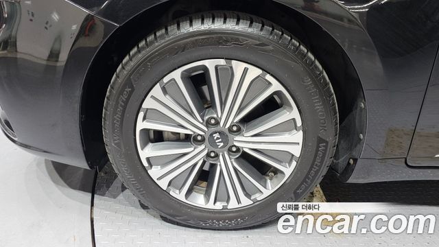 Kia K7 из Кореи Encar