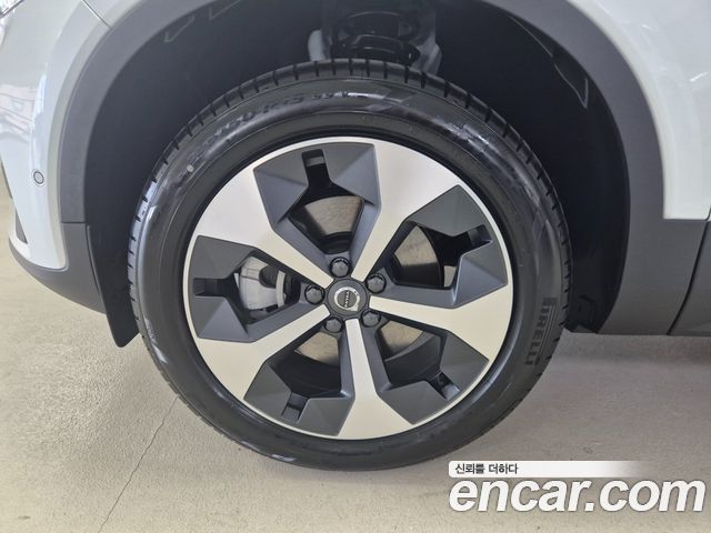 Volvo XC40 из Кореи Encar