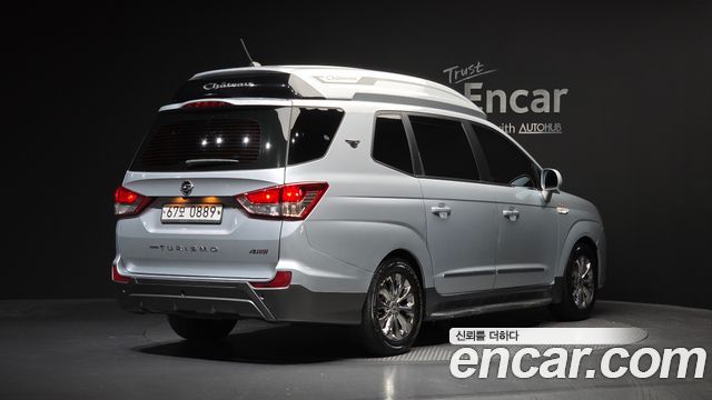 Ssangyong KORANDO 4WD Chateau 9-seater High-Limousine — пробег 201 070 км — фото 2 из 5