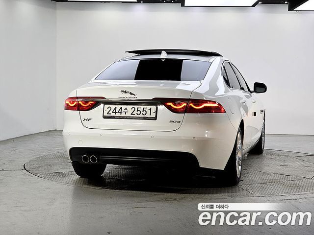 Jaguar XF из Кореи Encar