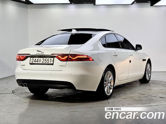 Jaguar XF из Кореи Encar