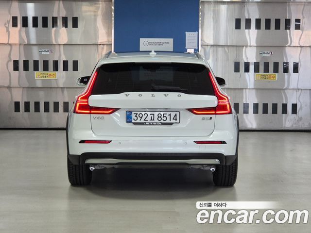 Volvo V60 из Кореи Encar