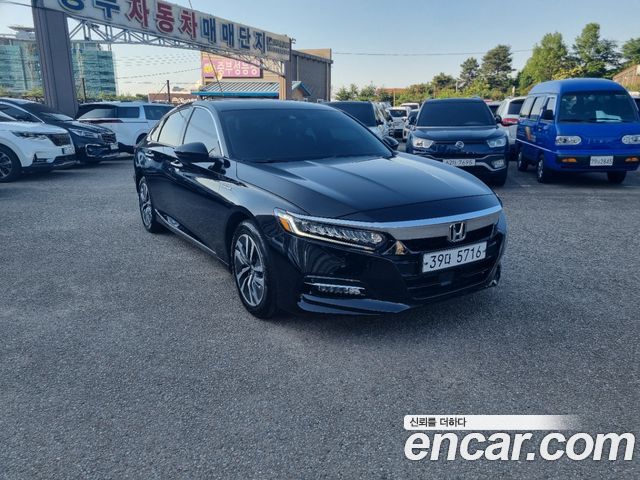 Honda Accord 2.0 Hybrid Touring — пробег 59 649 км — фото 3 из 5