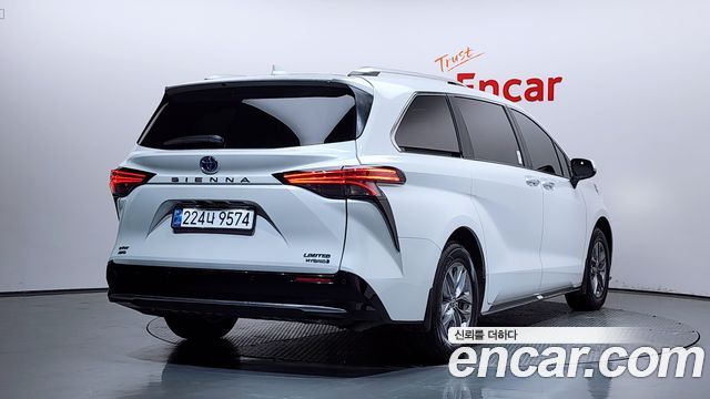 Toyota Sienna из Кореи Encar