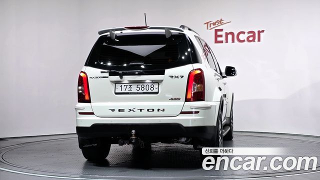 Ssangyong Rexton из Кореи Encar