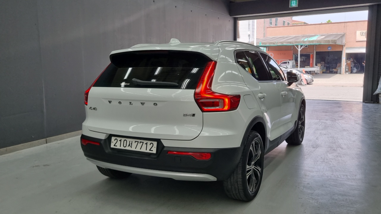 Volvo XC40 из Кореи Encar