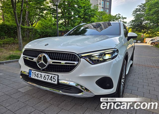 Mercedes-Benz GLC-Class GLC 300 4MATIC Avantgarde — пробег 7 606 км — фото 2 из 5