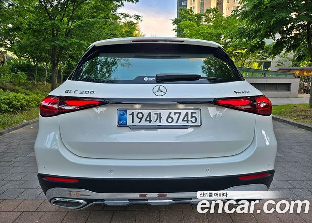 Mercedes-Benz GLC-Class GLC 300 4MATIC Avantgarde — пробег 7 606 км — фото 5 из 5
