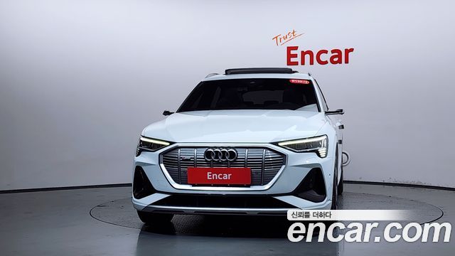 Audi e-tron 55 Quattro Sportback — пробег 151 664 км — фото 3 из 5
