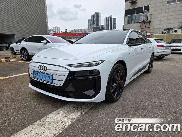 Audi A6 e-Tron Performance S Line Black Edition — пробег 3 900 км — фото 1 из 5