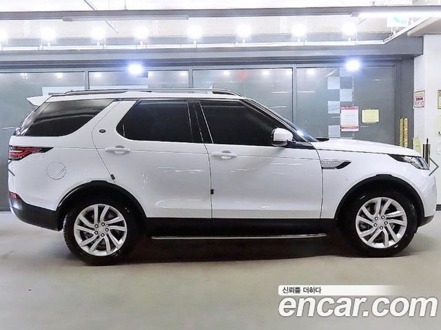 Land Rover Discovery 3.0 TD6 HSE — пробег 183 855 км — фото 3 из 5