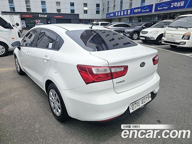 Kia pride из Кореи Encar