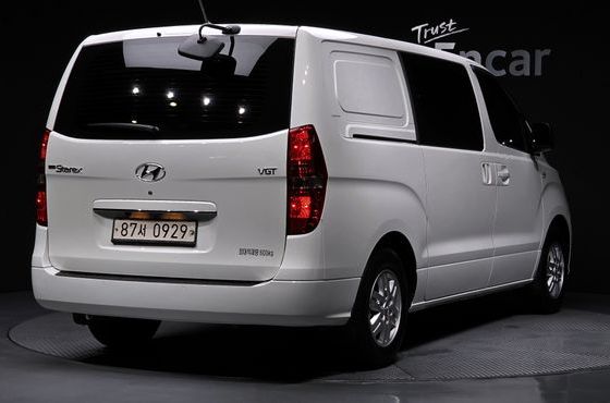 Hyundai Starex Van 5-Seater Smart — пробег 17 085 км — фото 2 из 5