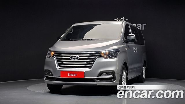Hyundai Starex Van 5-Seater Modern — пробег 102 394 км — фото 3 из 5
