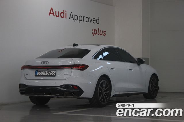 Audi A5 40 TFSI Quattro S Line — пробег 3 500 км — фото 2 из 5