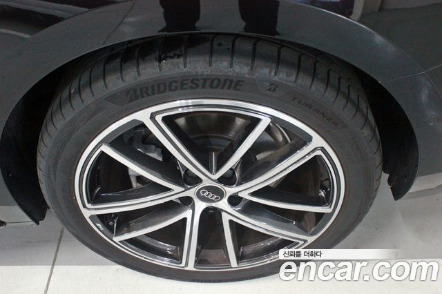Audi A5 40 TFSI Quattro S Line — пробег 1 350 км — фото 5 из 5