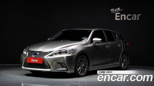 Lexus CT200h из Кореи Encar