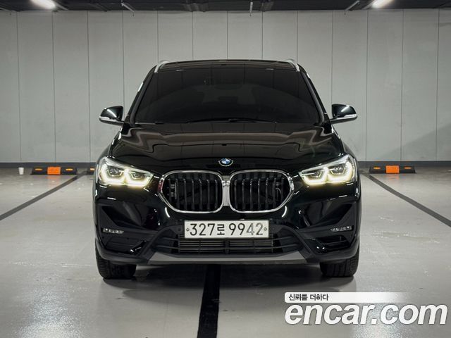 BMW X1 xDrive 20i Advantage — пробег 25 279 км — фото 3 из 5