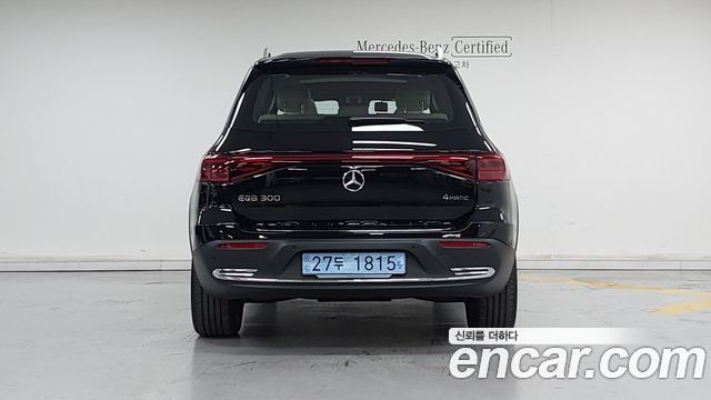 Mercedes-Benz EQB EQB300 4MATIC — пробег 3 387 км — фото 4 из 5