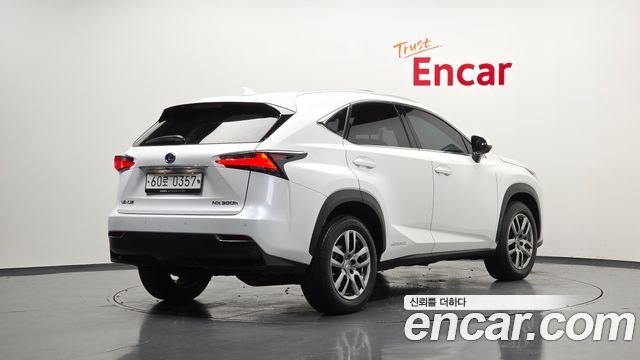 Lexus NX из Кореи Encar