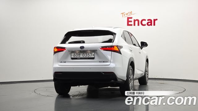 Lexus NX из Кореи Encar