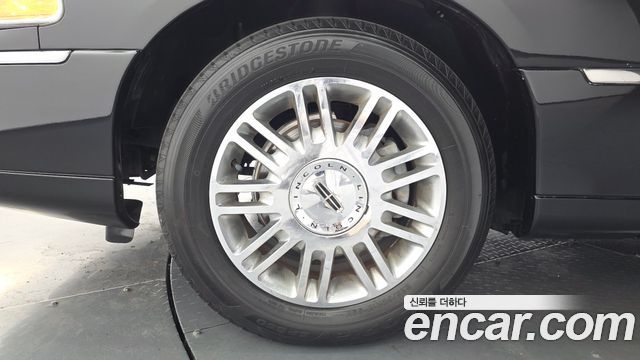Lincoln Town Car из Кореи Encar
