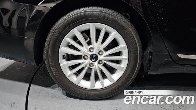Kia K7 из Кореи Encar