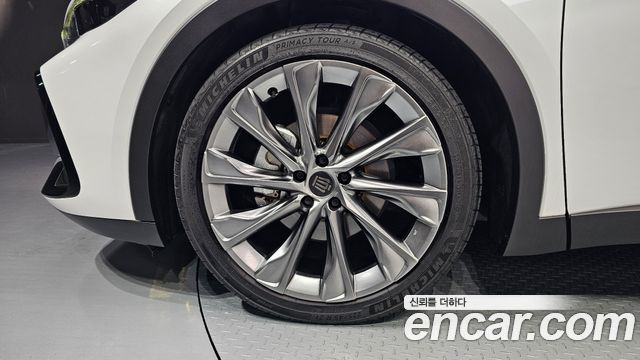 Toyota Crown из Кореи Encar