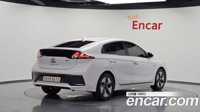 Hyundai Ioniq из Кореи Encar