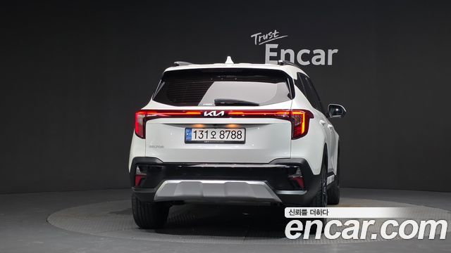 Kia Seltos из Кореи Encar