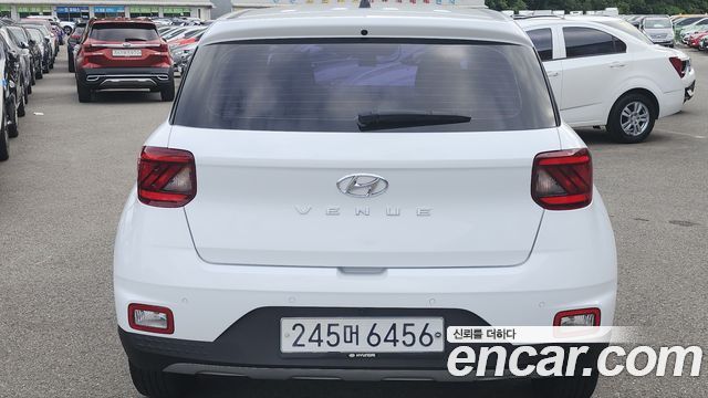 Hyundai Venue из Кореи Encar