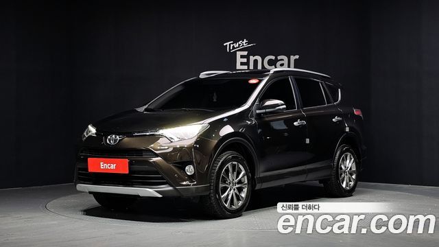 Toyota RAV4 2.5 2WD 4th — пробег 100 043 км — фото 1 из 5