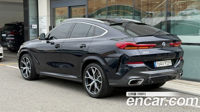 BMW X6 xDrive40i M Sport — пробег 92 769 км — фото 2 из 5