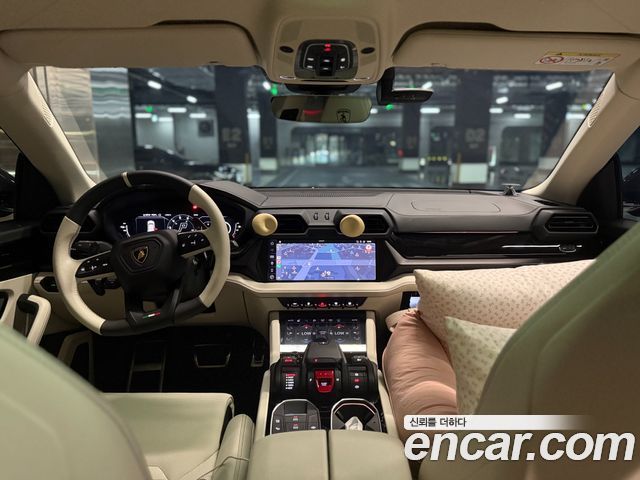 Lamborghini Urus из Кореи Encar