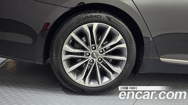 Hyundai Genesis из Кореи Encar