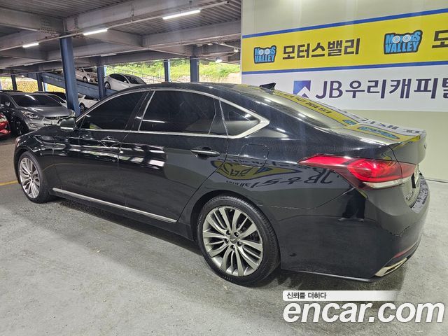 Hyundai Genesis из Кореи Encar